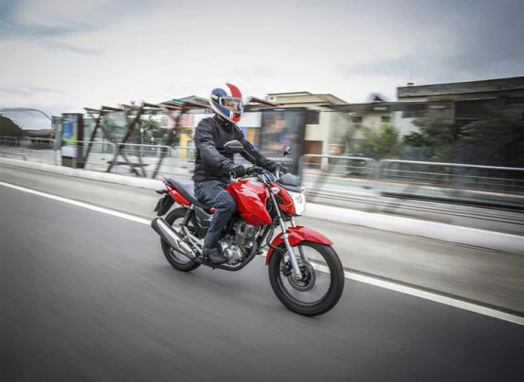 Motos